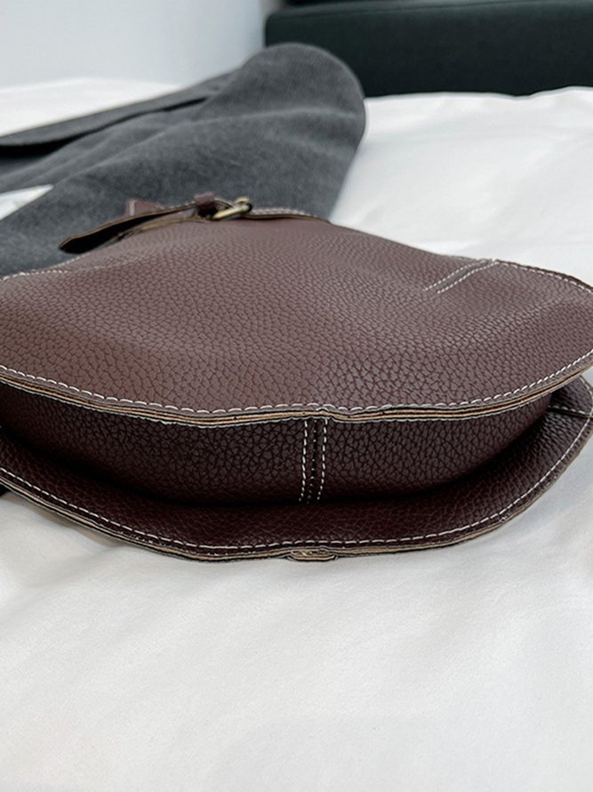 Cat Motif Buckle Zip Messenger Bag