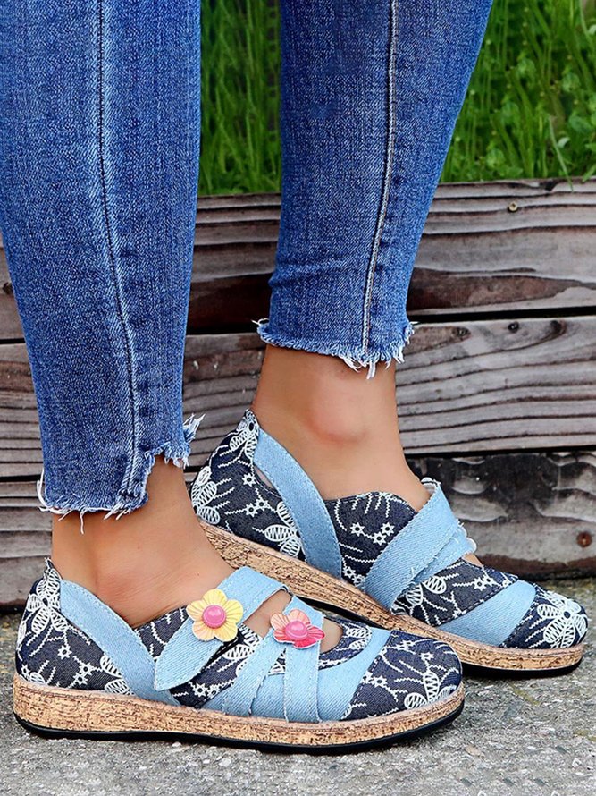 Vintage Contrast Flower Applique Velcro Mary Jane Flat Shoes