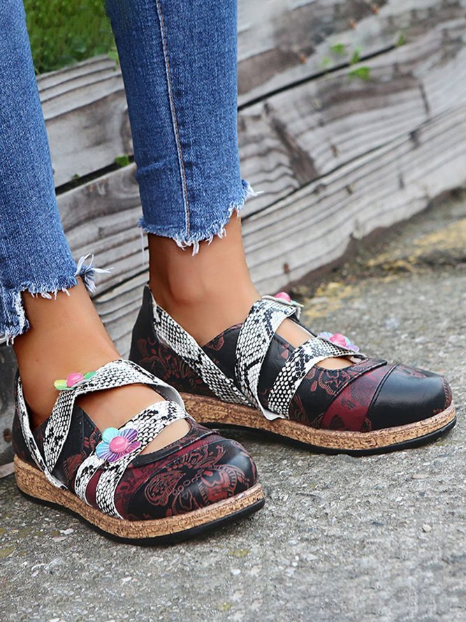 Vintage Contrast Flower Applique Velcro Mary Jane Flat Shoes