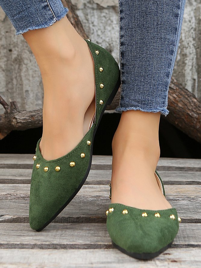 Plus Size Rivet Decor Pointed Toe Faux Suede Flats
