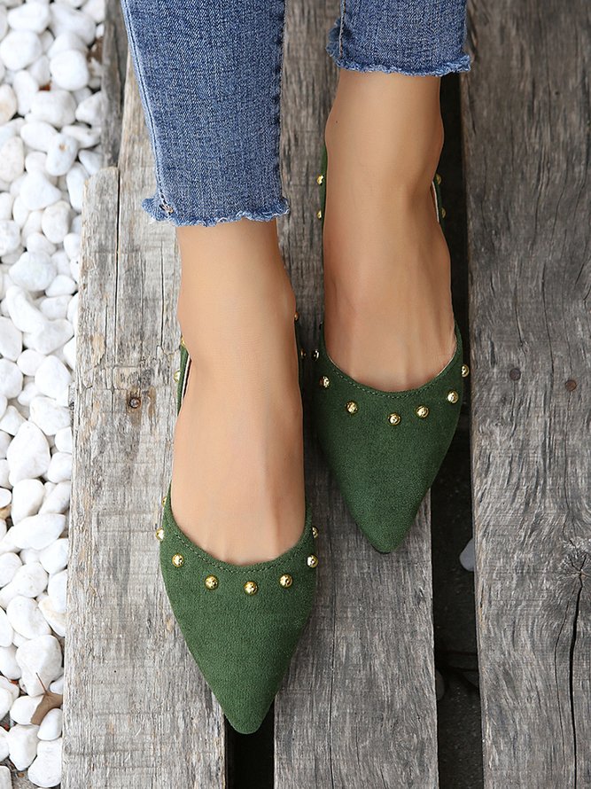 Plus Size Rivet Decor Pointed Toe Faux Suede Flats
