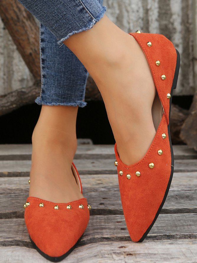 Plus Size Rivet Decor Pointed Toe Faux Suede Flats