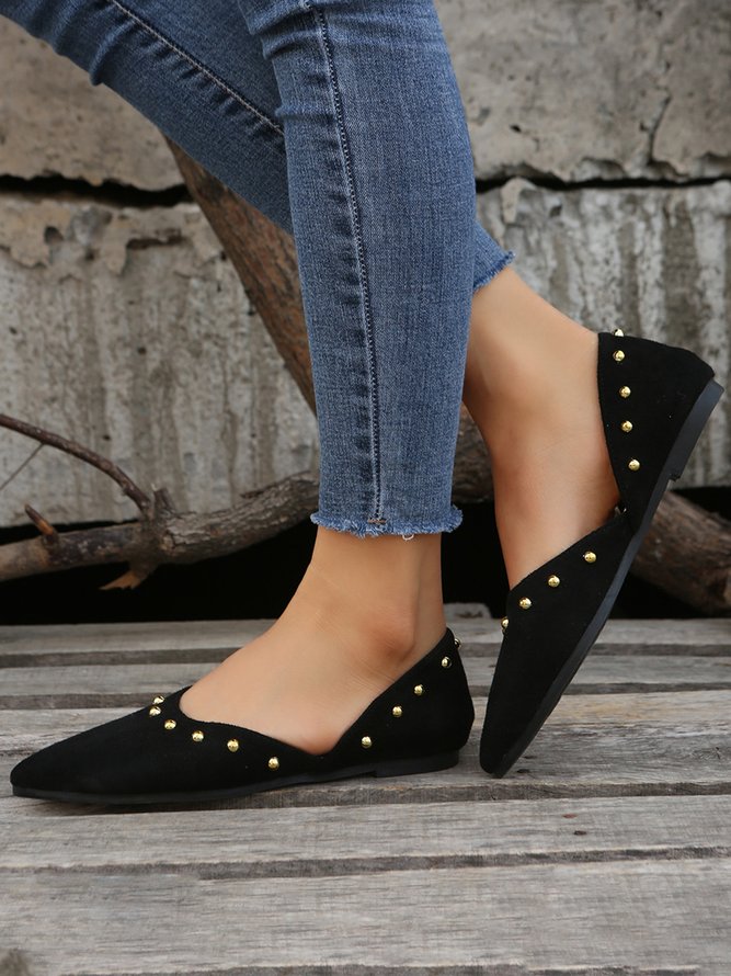 Plus Size Rivet Decor Pointed Toe Faux Suede Flats