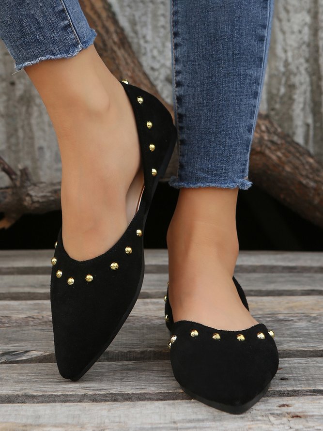Plus Size Rivet Decor Pointed Toe Faux Suede Flats