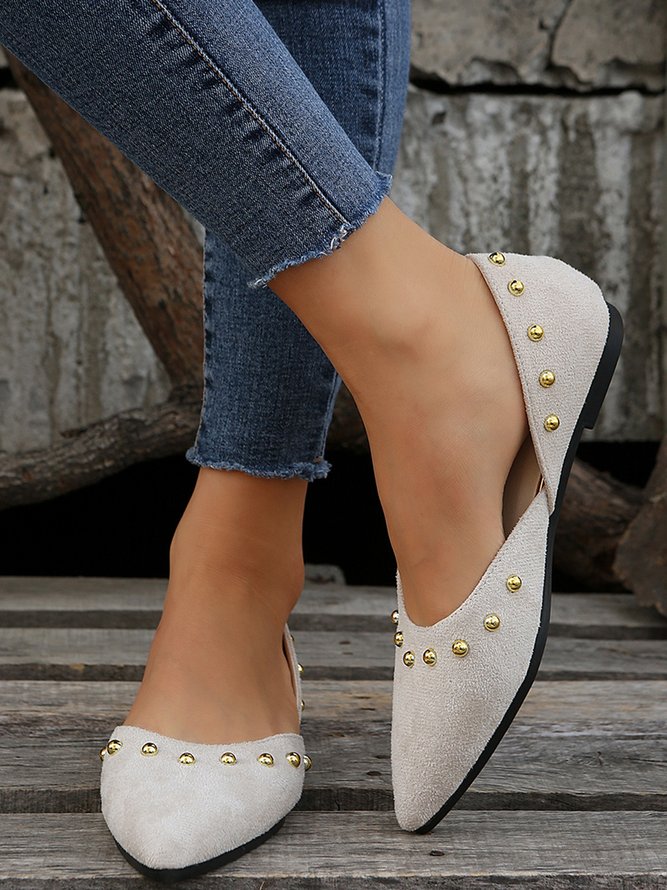 Plus Size Rivet Decor Pointed Toe Faux Suede Flats