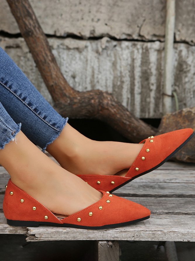 Plus Size Rivet Decor Pointed Toe Faux Suede Flats