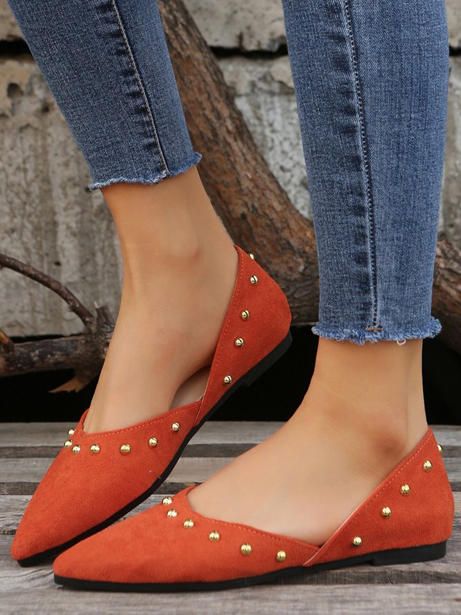 Plus Size Rivet Decor Pointed Toe Faux Suede Flats