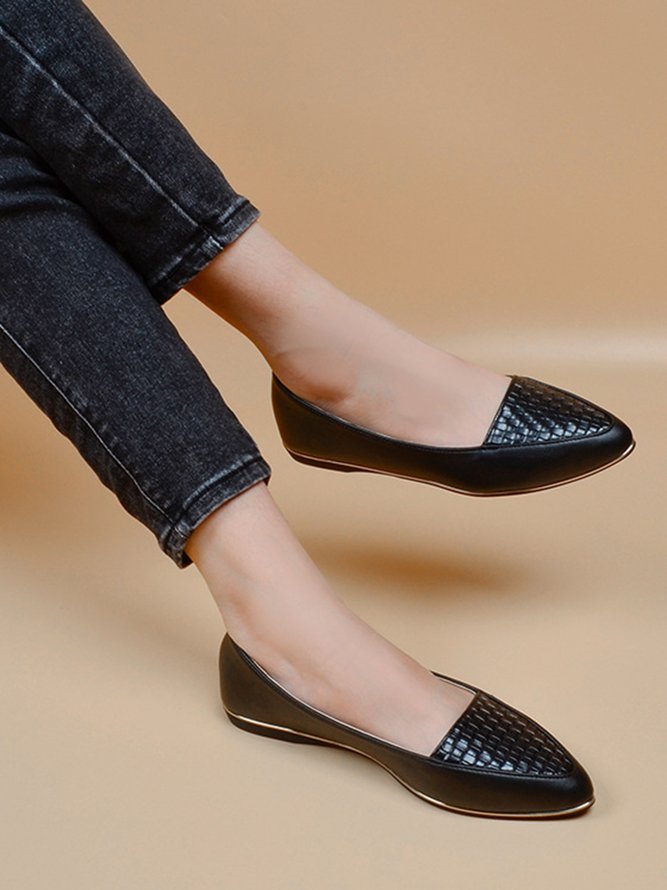 Casual Textured Pointed-Toe Flat Shoes