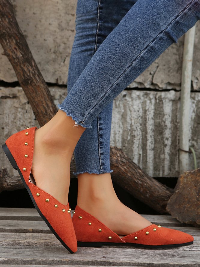 Plus Size Rivet Decor Pointed Toe Faux Suede Flats