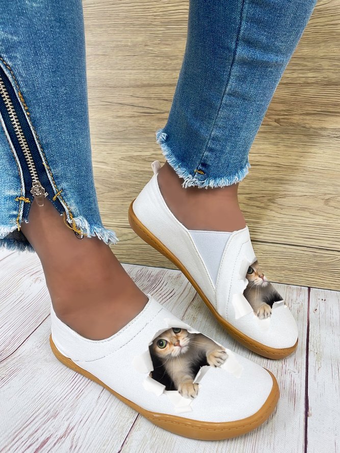 3D Cat Printed Plus Size Slip On Canvas Shoes