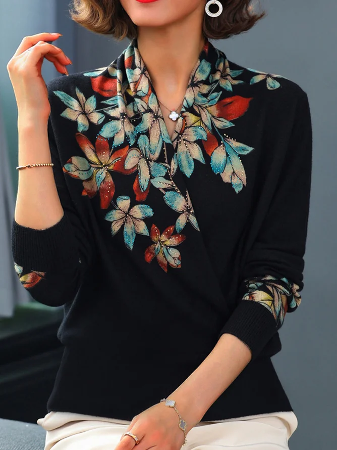 Floral Regular Fit Casual V Neck Top