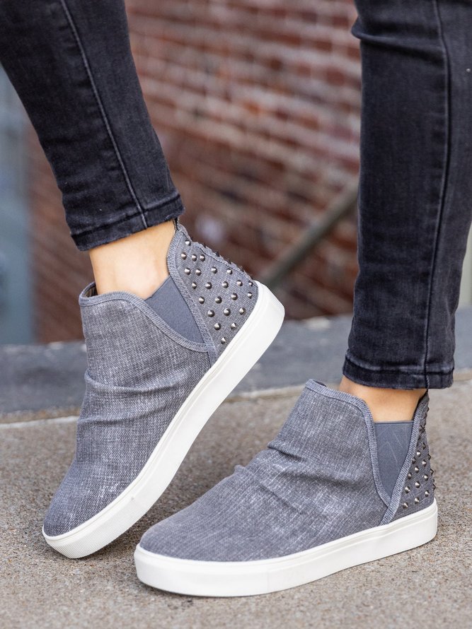 Studded Decor Slip On High-Top Flat Canvas Shoes