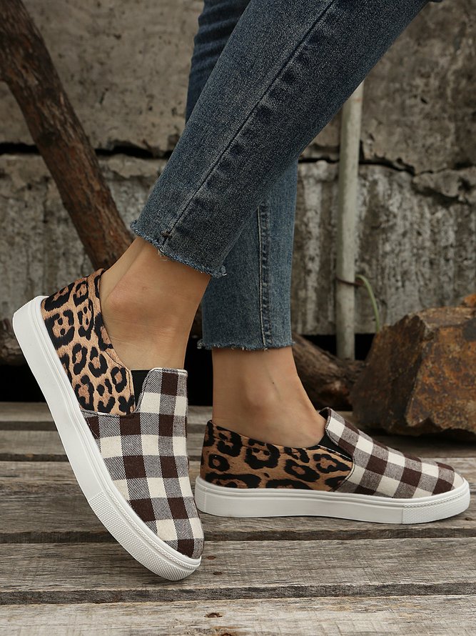 Plus Size Casual Leopard Split Joint Plaid Canvas Slip On Flat Shoes