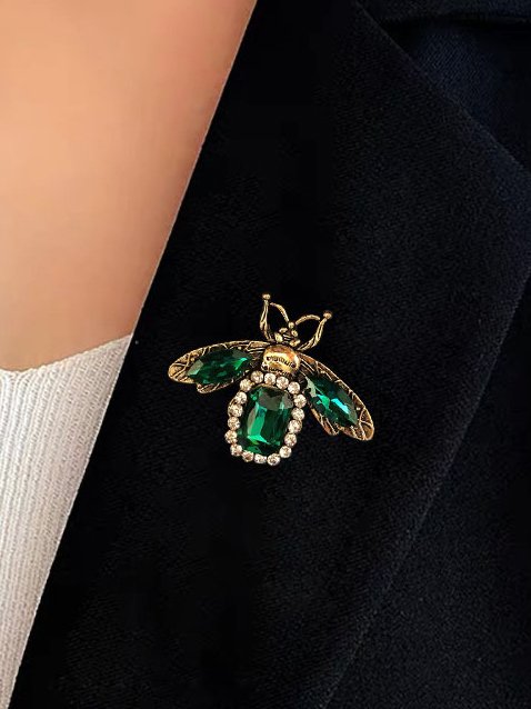 Casual 3D Big Gemstone Bee Insect Brooch Silk Scarf Buckle Banquet Party Daily Commuting Matching Jewelry