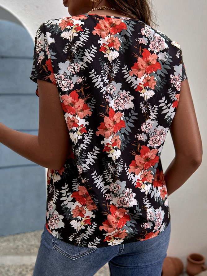 Regular Fit V Neck Casual Floral T-Shirt