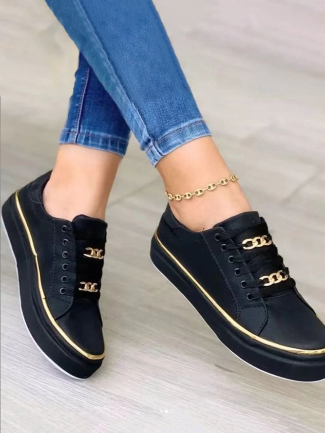 Chain Decor Lace-up Casual Skate Shoes