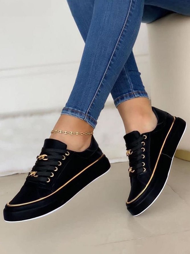 Chain Decor Lace-up Casual Skate Shoes