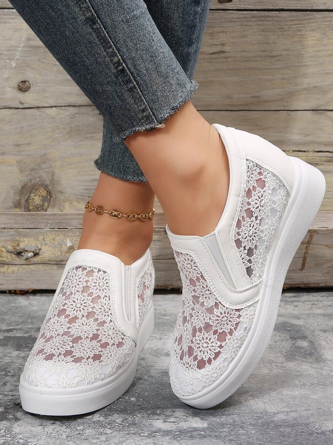 Flower Embroidery Detail Hidden Heeled Shoes
