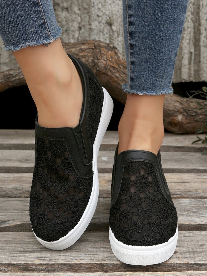 Flower Embroidery Detail Hidden Heeled Shoes