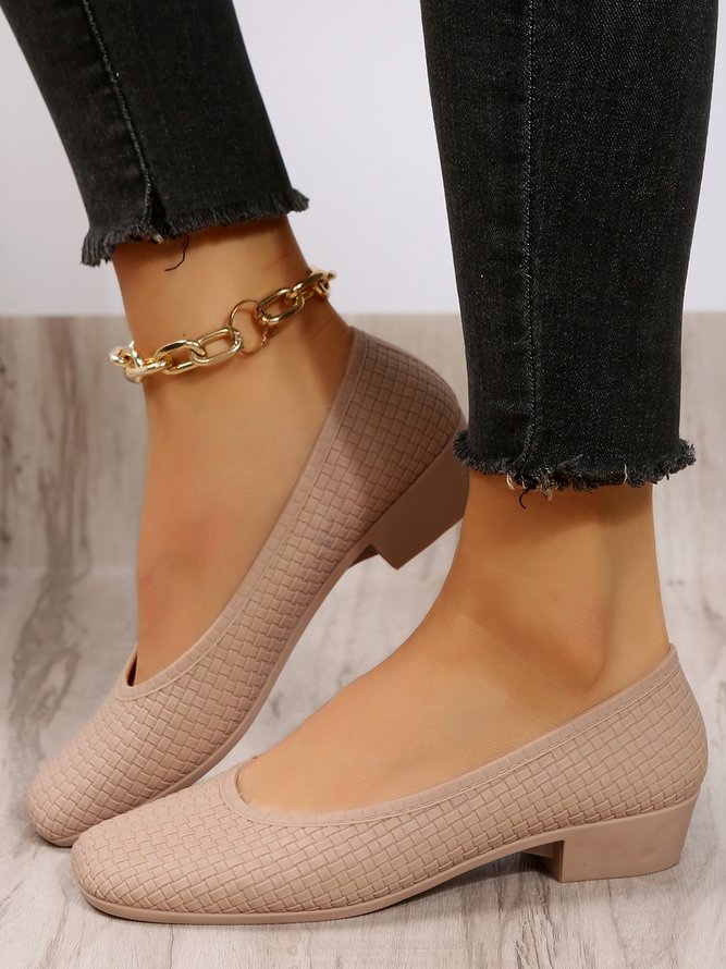 Elegant Geometric Embossed Square Toe Low Heel Shallow Shoes