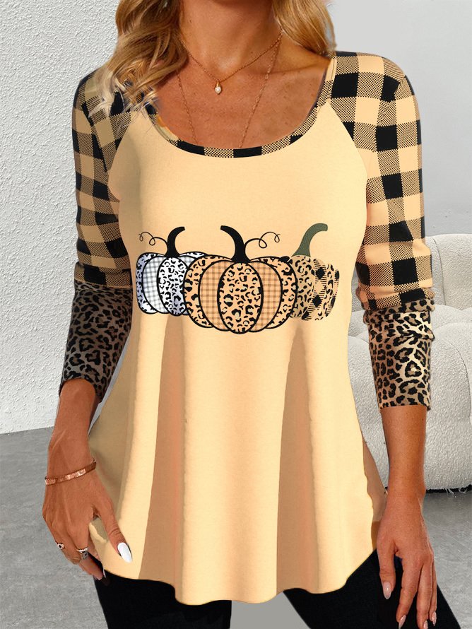 Women's Cute Halloween Pumpkin T-Shirt