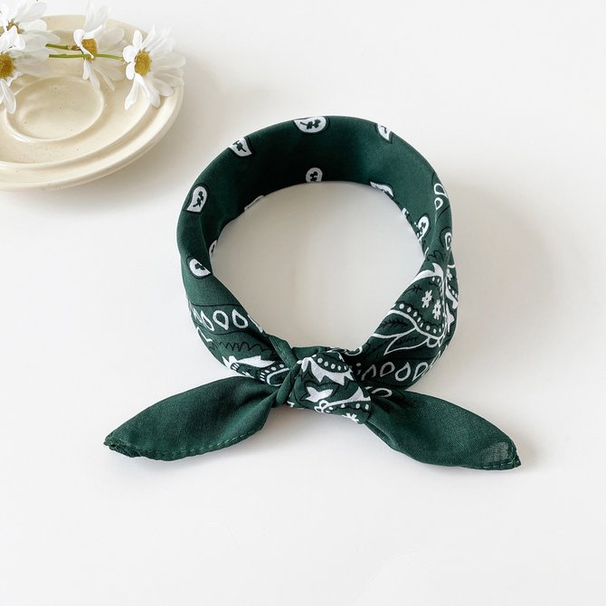 Side view of Women Painting Y2k All Season Printing Breathable Music Festival Beach Style Headbands Silk Hair Accessories