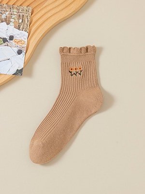 Side view of Street All Season Embroidery Patterns Cotton Printing Breathable Commuting Over the Calf Socks Regular Socks for Women