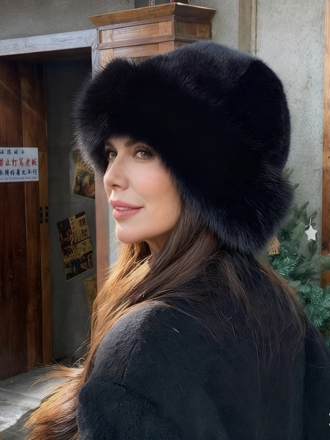 Women Vintage Plain All Season Fur Heavyweight Vacation Fluff/Granular fleece fabric Beanie Hats-image-16919407
