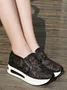 Breathable Floral Embroidery Slip-on Muffin Sneakers